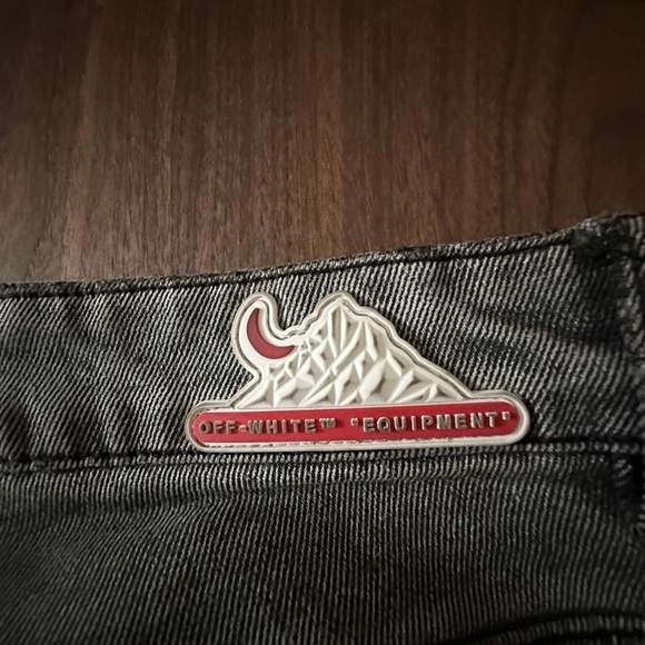 OFF-WHITE Men’s Jeans - Picture 6 of 6